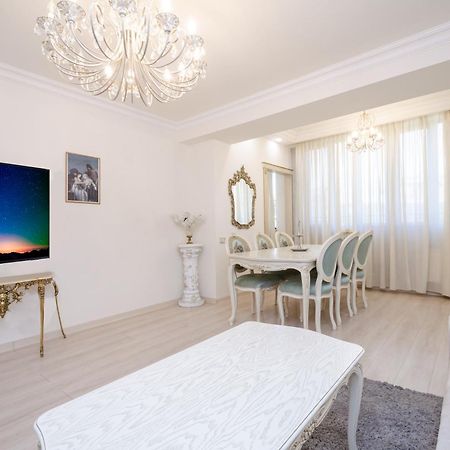 5A Beautiful Apartment In The Center Of The Capital Photo Original Erywań Zewnętrze zdjęcie